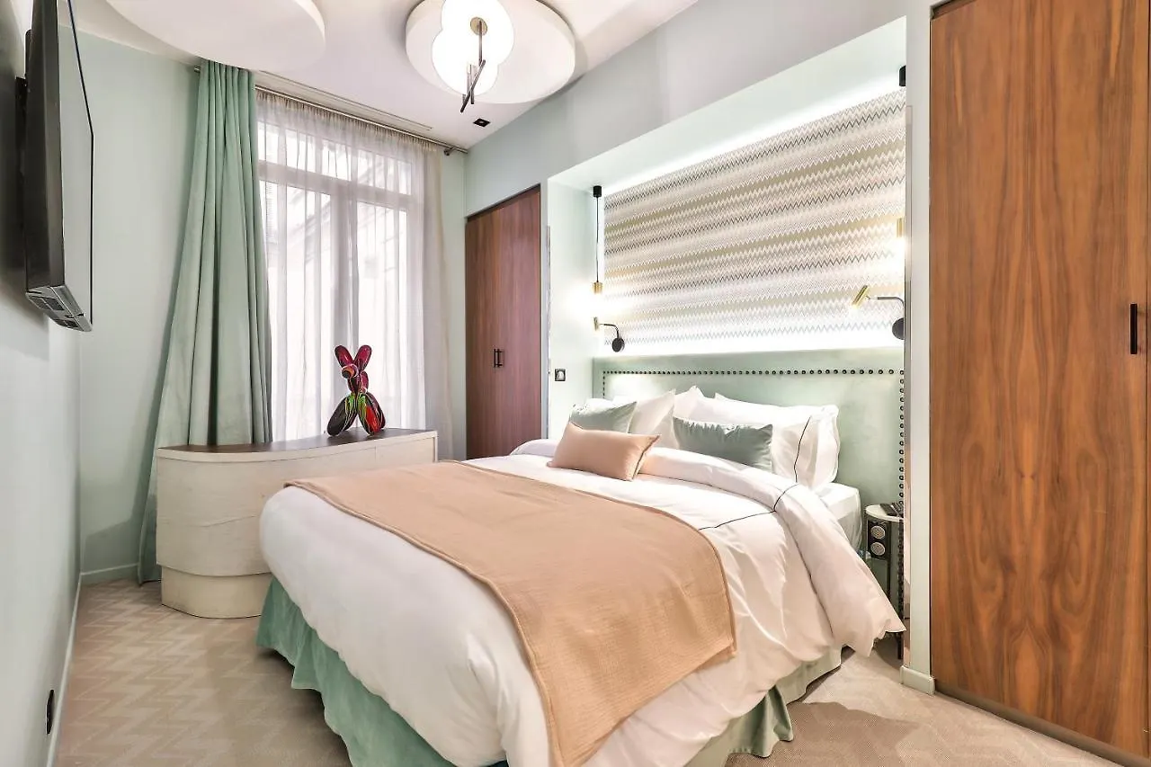 33 Marbeuf Апарт-отель 4*