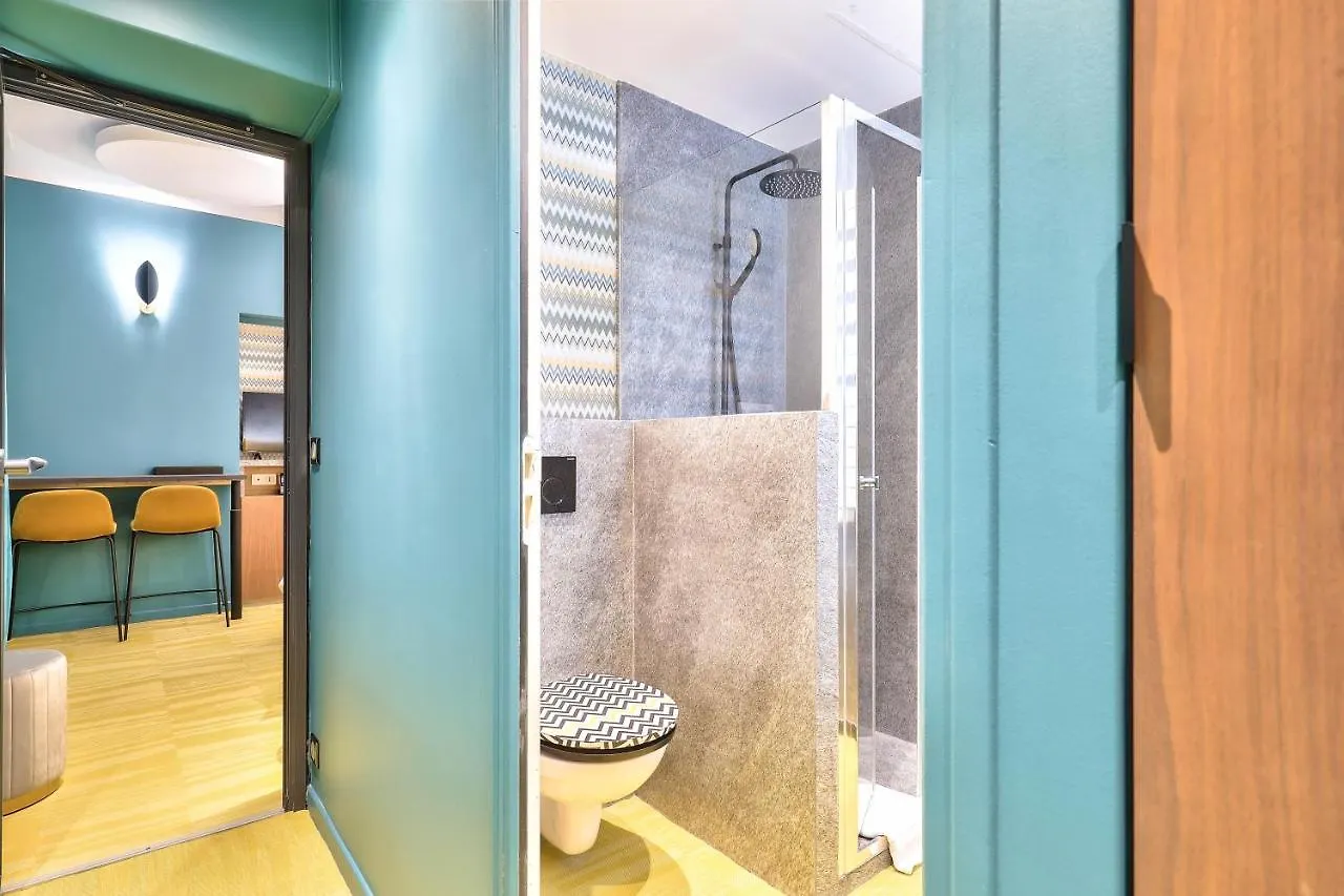 33 Marbeuf Apart-hotel Paris